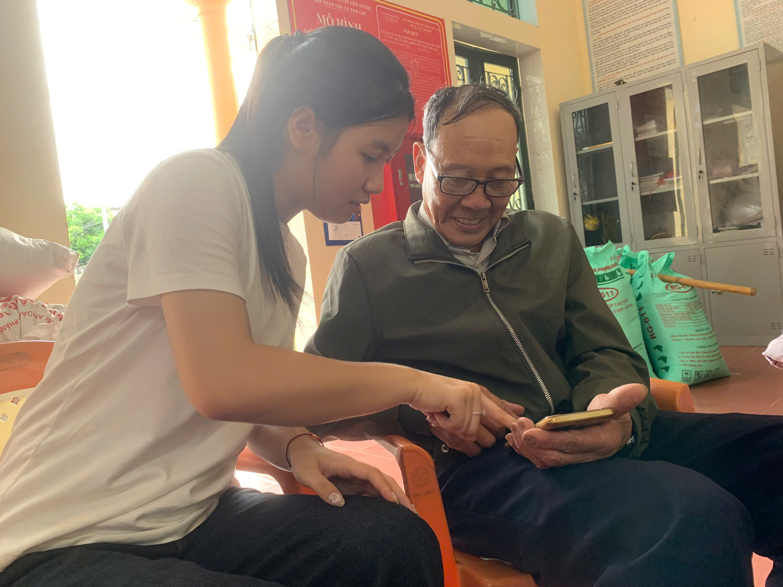 Đảng ủy xã Lê Lợi triển khai lấy ý kiến Đảng viên và nhân dân về dự thảo các văn kiện về dự thảo các văn kiện trình đại hội XIV của Đảng