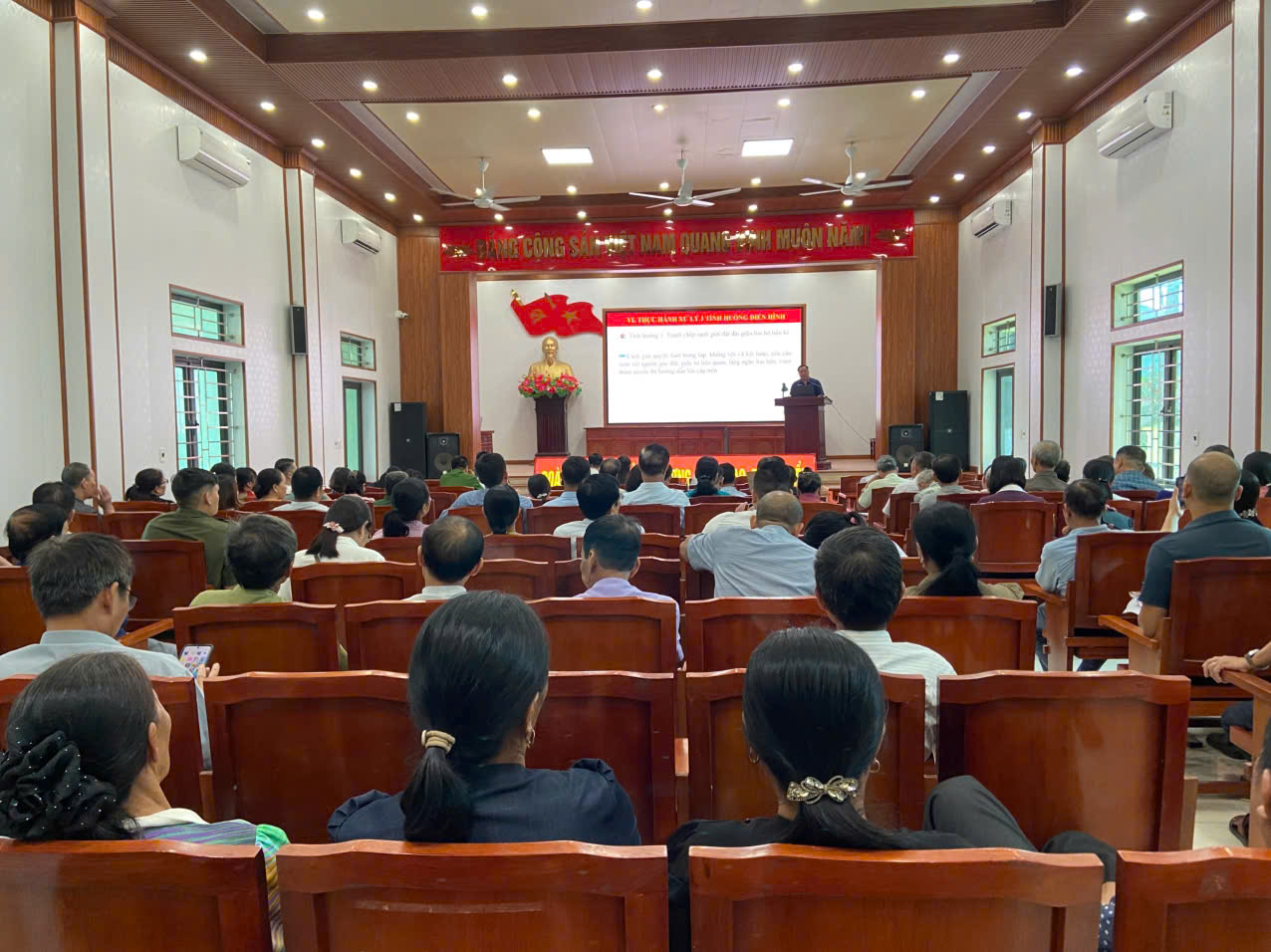 Xã Lê Lợi: tổ chức hội nghị tập huấn nghiệp vụ hòa giải cơ sở và tuyên truyền, phổ biến pháp luật năm 2026