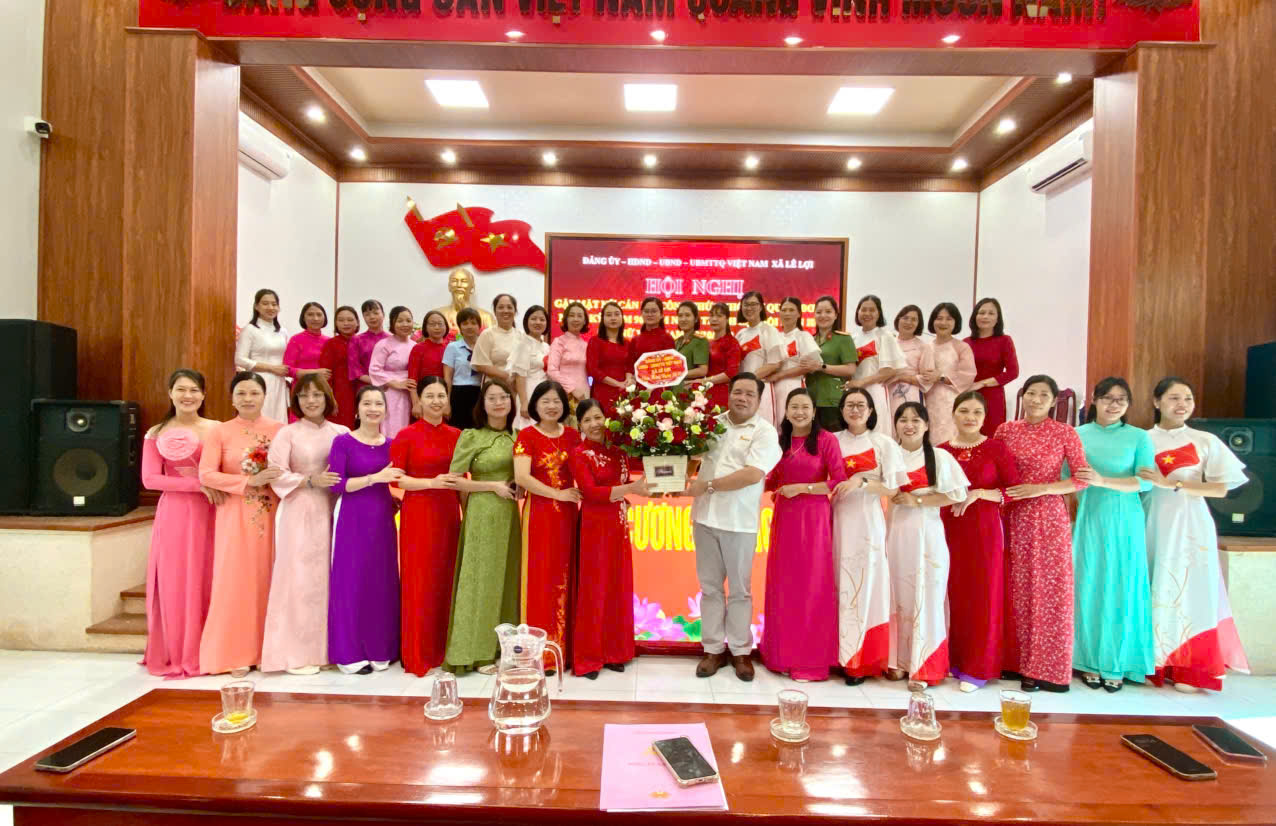 Xã Lê Lợi gặp mặt nữ cán bộ, công chức khối cơ quan, đơn vị nhân kỷ niệm 96 năm ngày thành lập Hội Liên hiệp Phụ nữ Việt Nam (20/10/1930-20/10/2026)